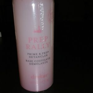 Leave in conditioner. Amazing smell. Never opened